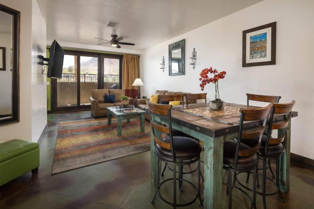 Luxury Downtown Rental Moab Luaran gambar